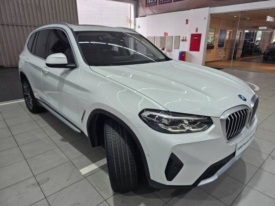 BMW X3 2.0 16V HÍBRIDO M SPORT XDRIVE30E STEPTRONIC BMW X3 2.0 16V HÍBRIDO M SPORT XDRIVE30E STEPTRONIC